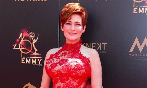 Carolyn Hennesy Net Worth, Bio, Age, Height,。